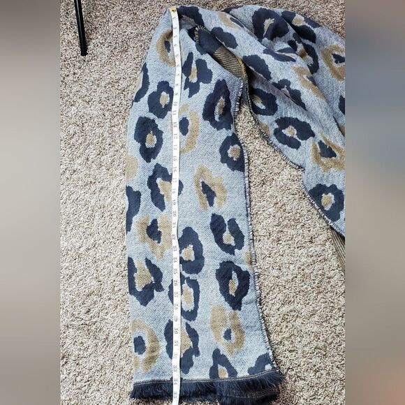 NWT Express Gray & Sienna Brown Blanket Scarf - Picture 2 of 4